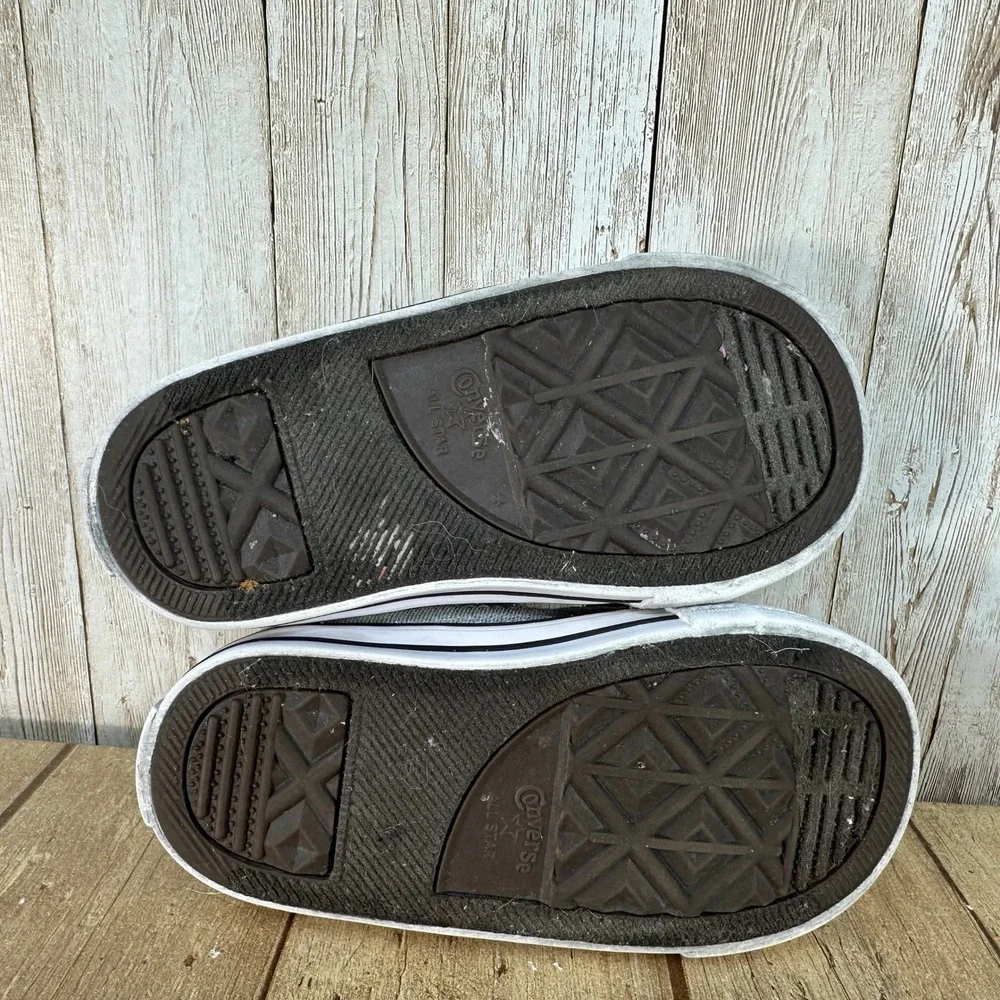 Converse All Star‎ Chuck Taylor Silver Glitter Hook & Loop Sneakers Kids Size 7